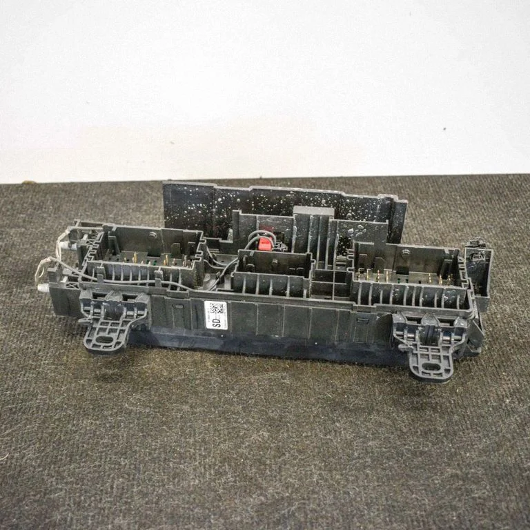 Drošinātāju kārba (komplekts) 111905900A
