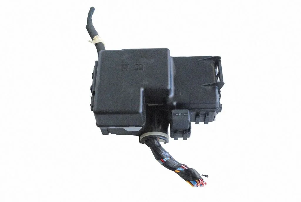 Fuse box set 31384034