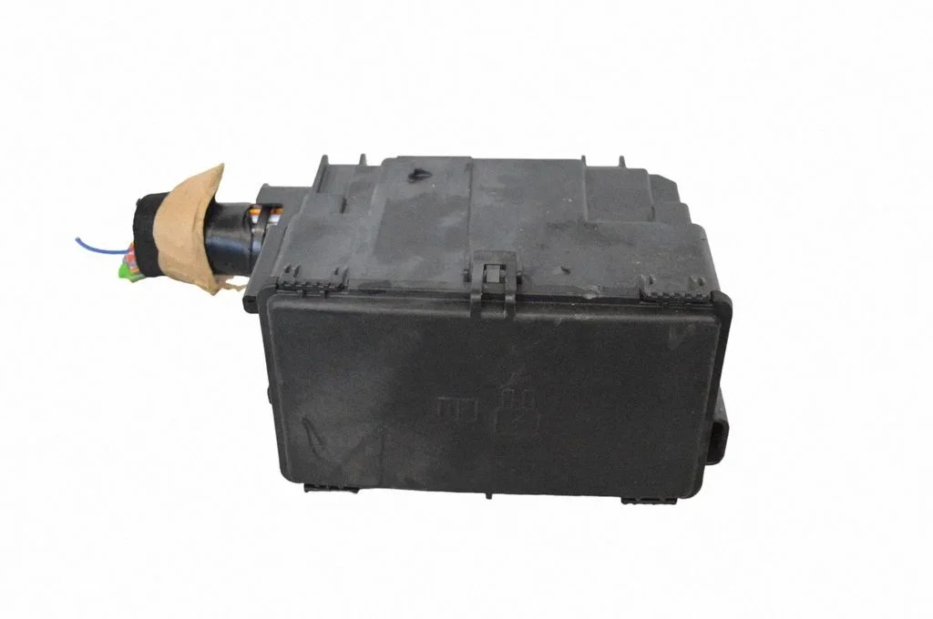 Fuse box set KU5T14A003GA