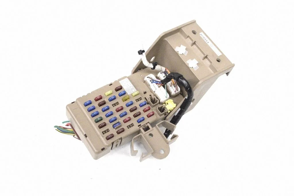Drošinātāju kārba (komplekts) LB101100B