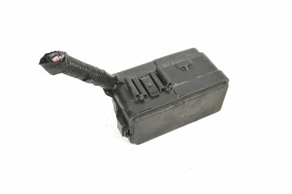 Fuse box set – Lexus RX 450H (2016-)