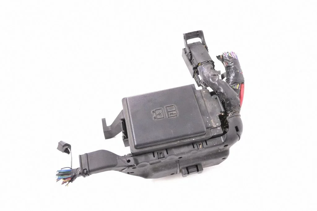 Fuse box set GX7314A076DA
