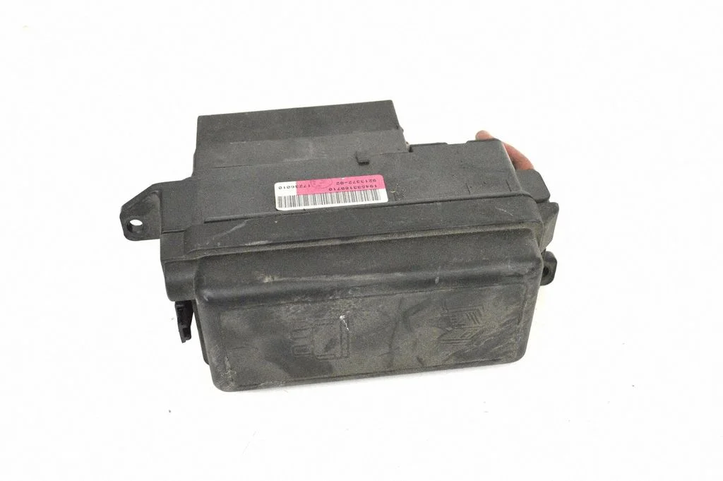 Fuse box set 9213372