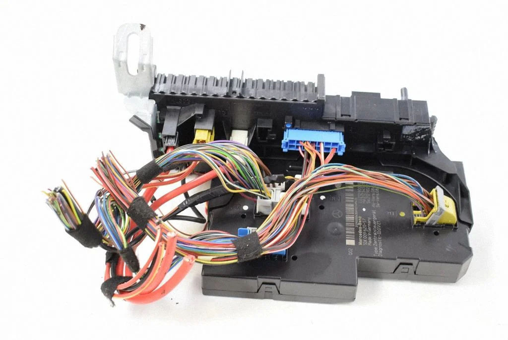 Fuse box set A2125452832