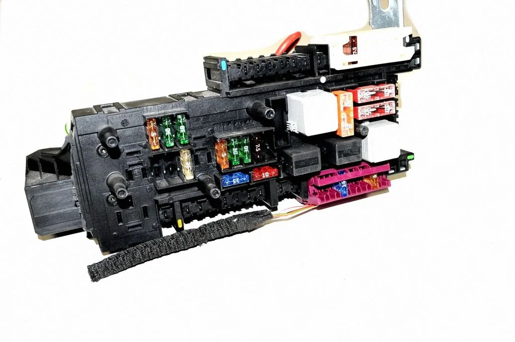Drošinātāju kārba (komplekts)