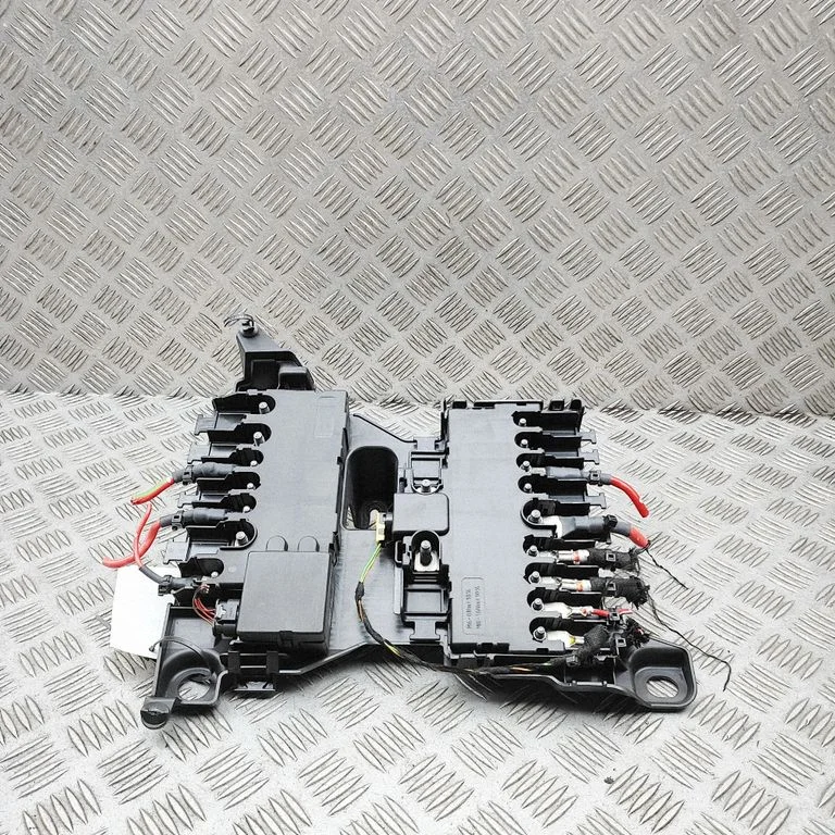 Drošinātāju bloks – Mercedes-Benz EQS V297 (2021-)