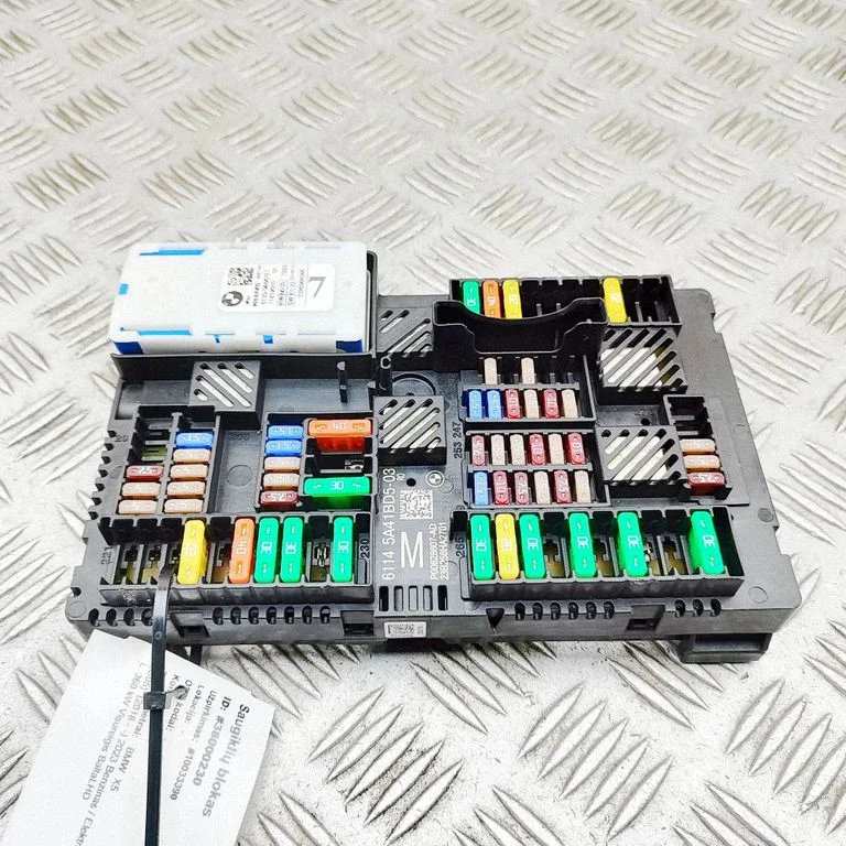 Fuse module – BMW X5M G05 F95 (2019-)