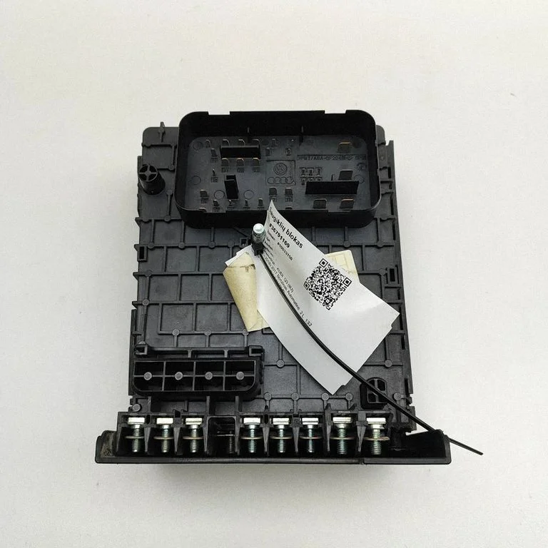Drošinātāju bloks 3C0937125