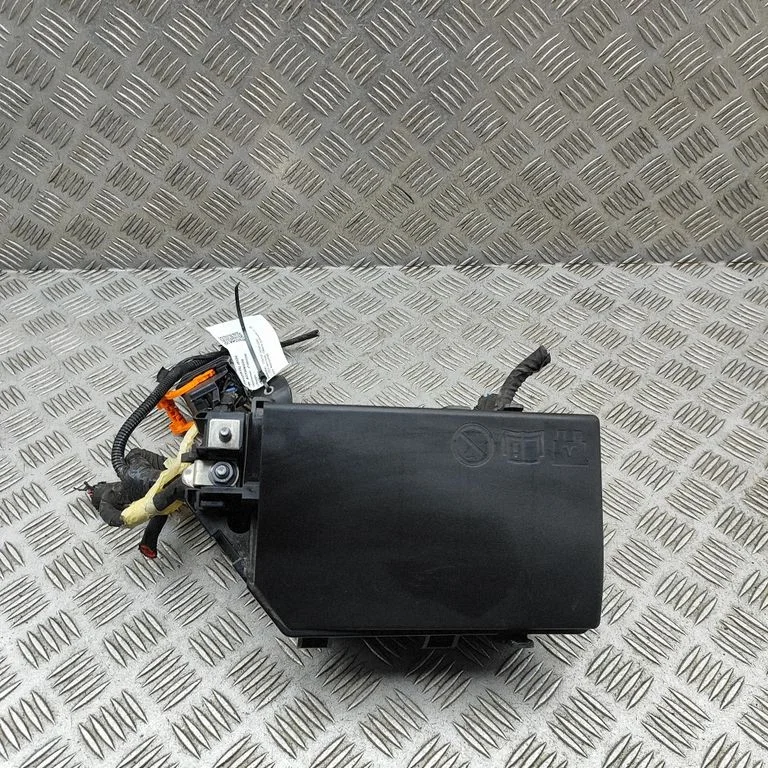 Fuse module 32331868