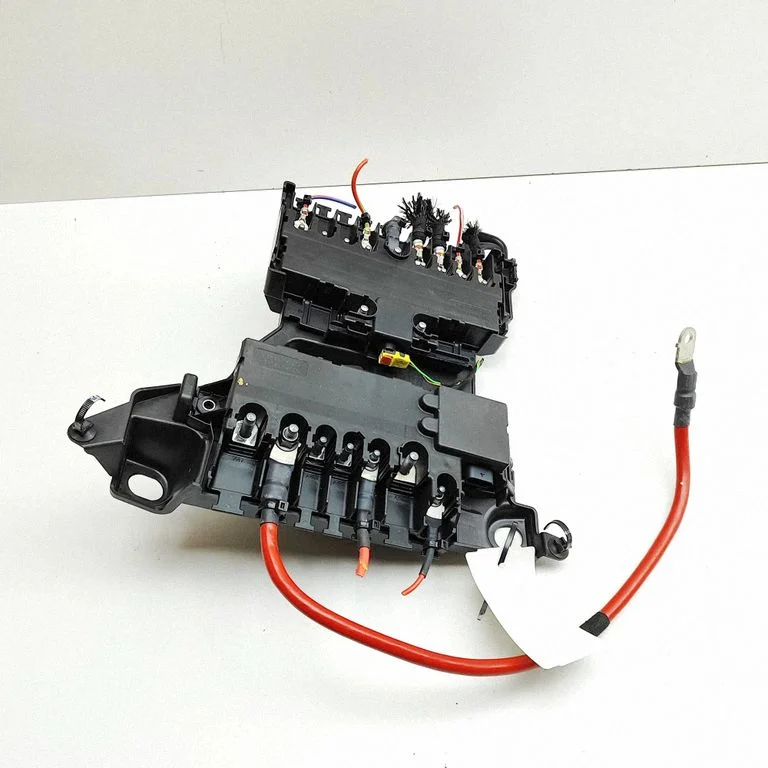 Drošinātāju bloks – Mercedes-Benz EQS V297 (2021-)