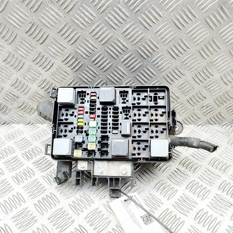 Drošinātāju bloks BK2T14A175AA