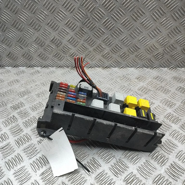 Drošinātāju bloks 5B11F0117