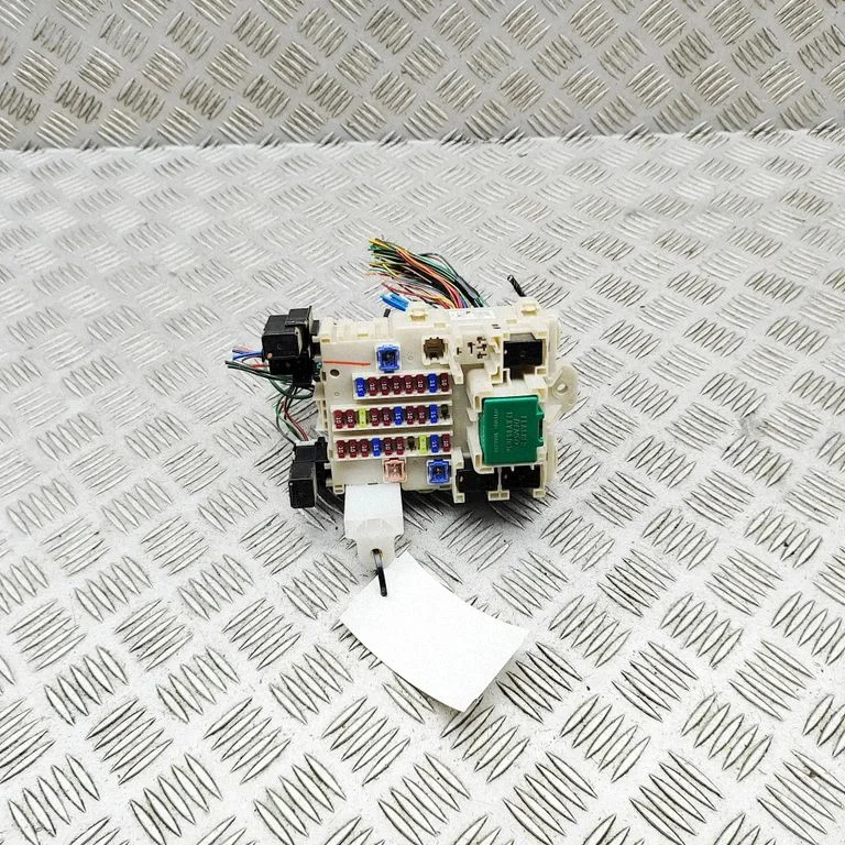 Drošinātāju bloks 8981667510