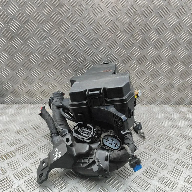 Kaitsmeplokk – Hyundai Ioniq (2016-)