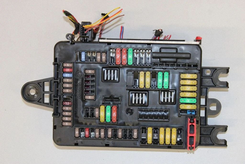 Fuse module – BMW 3 Series GT F34 (2013-2017)