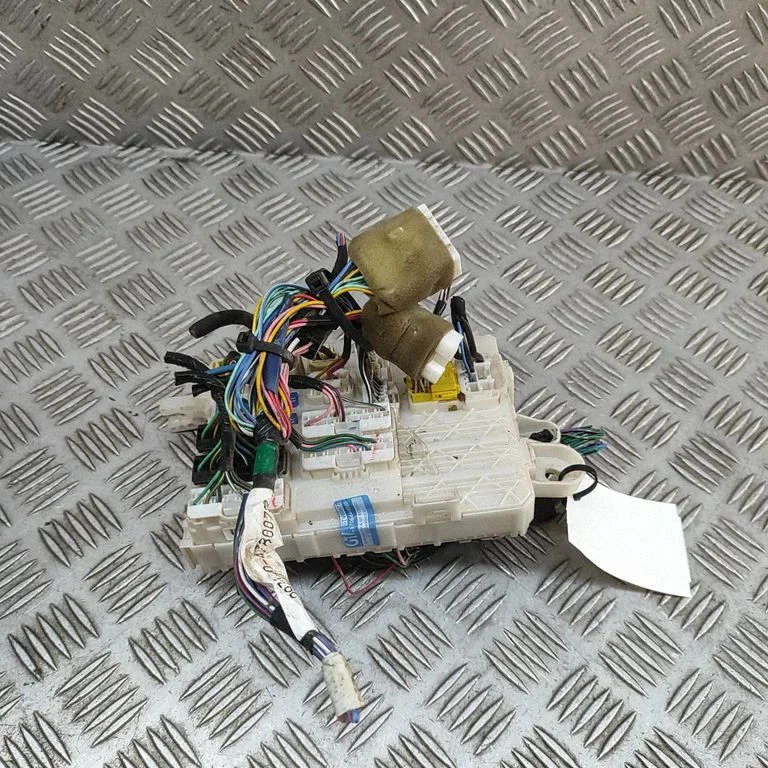 Drošinātāju bloks 827300K060