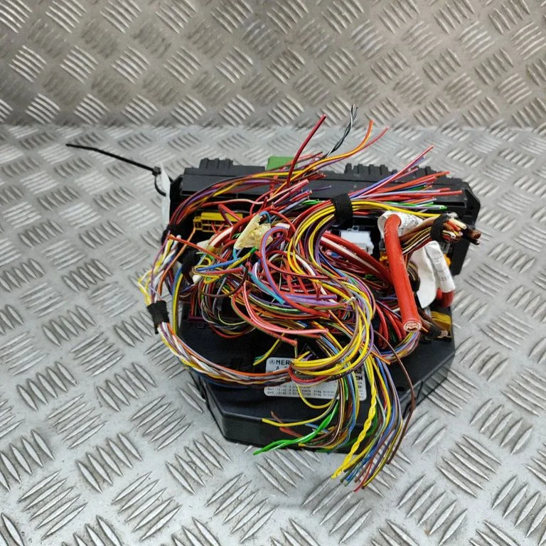 Drošinātāju bloks A2129014707