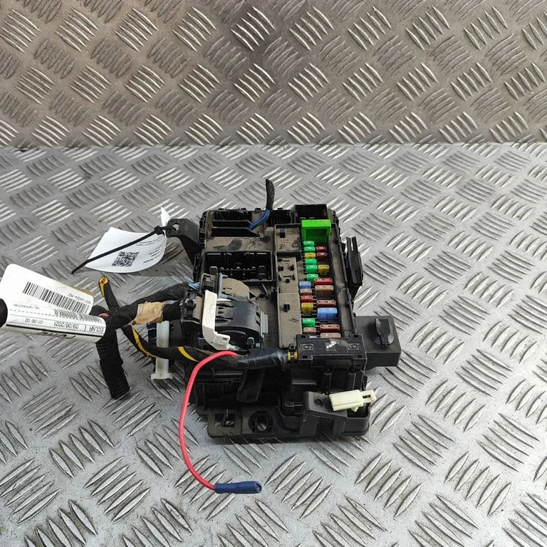 Drošinātāju bloks KK3T15604