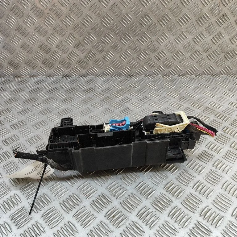Fuse module 109440500D
