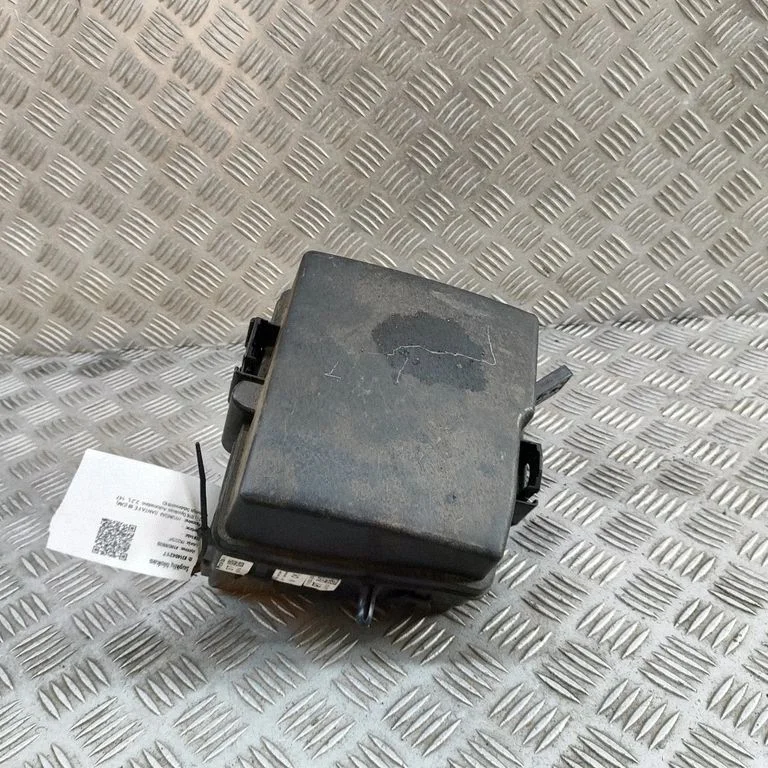 Drošinātāju bloks 913002W980