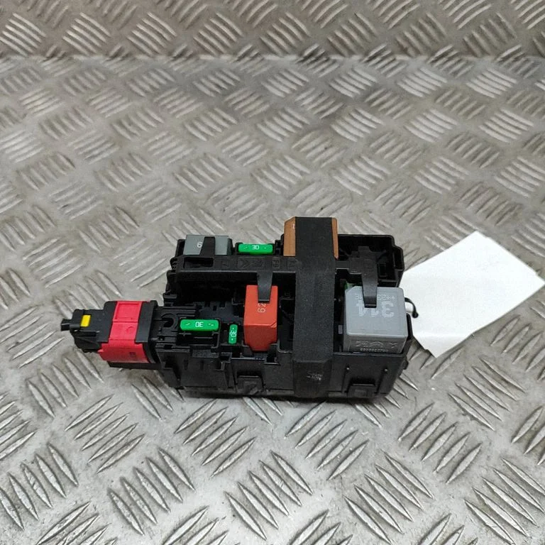 Drošinātāju bloks 9812661980
