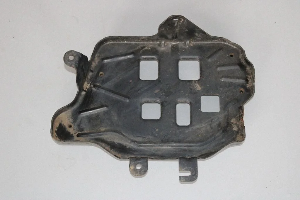 Akumulatora kārba J9C36K767AB
