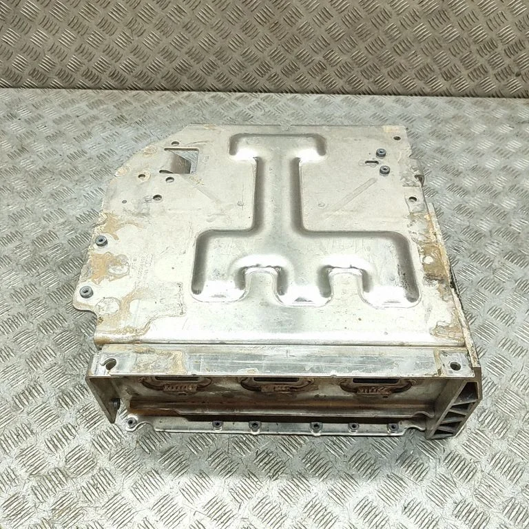 Aku kast 8B3915207A