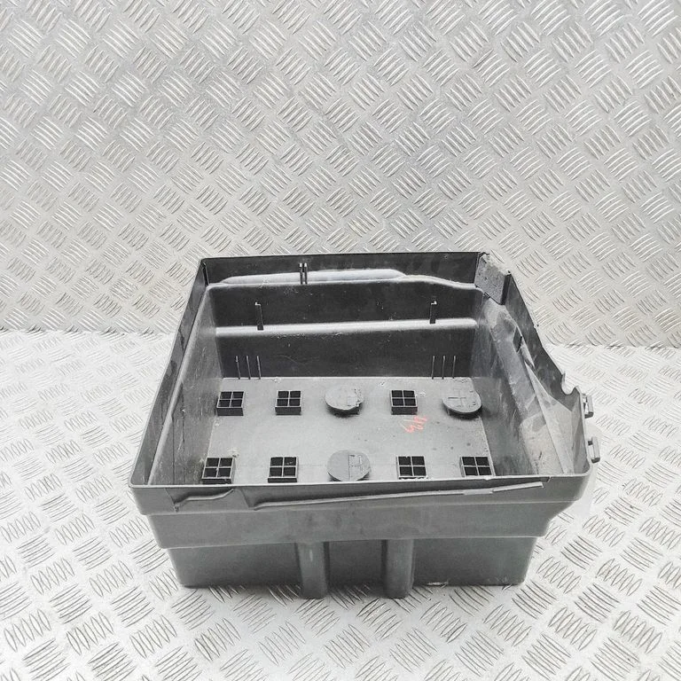 Akumulatora kārba BK2T10N669BD