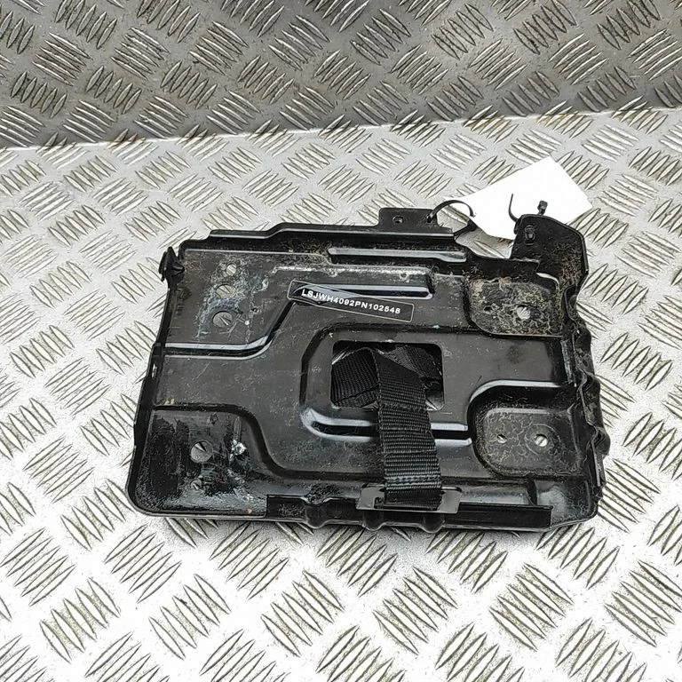 Battery box tray 10953895