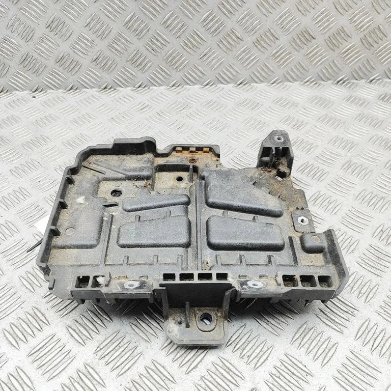 Akumulatora kārba 37150J7600