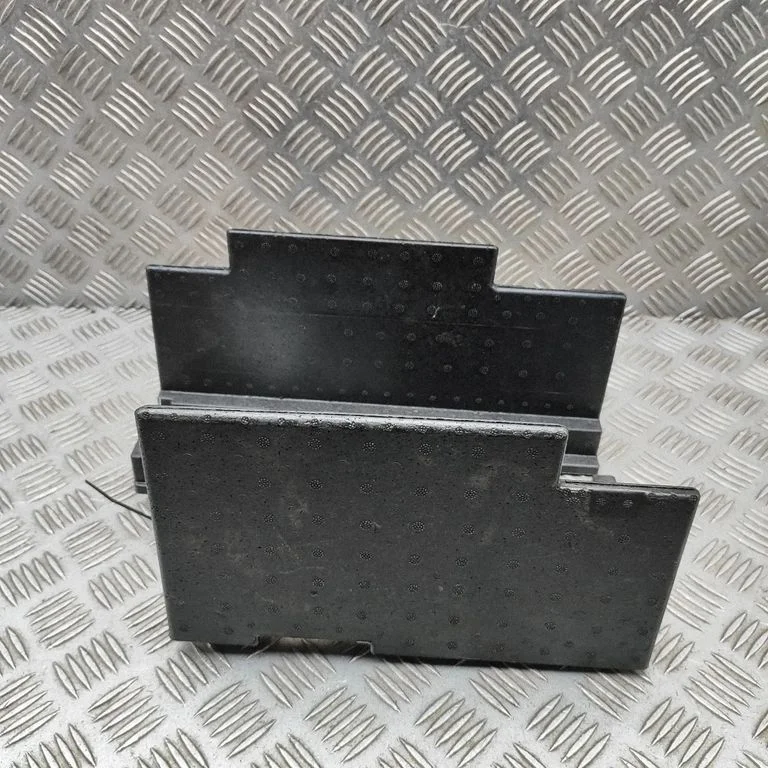 Battery box tray 9882597