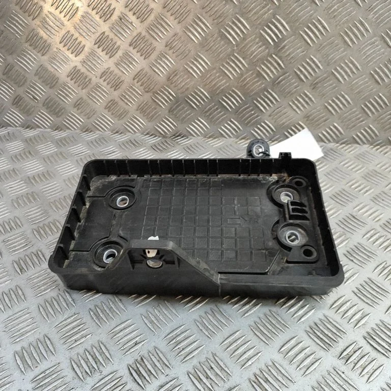 Aku kast – Nissan Qashqai J12 (2021-)
