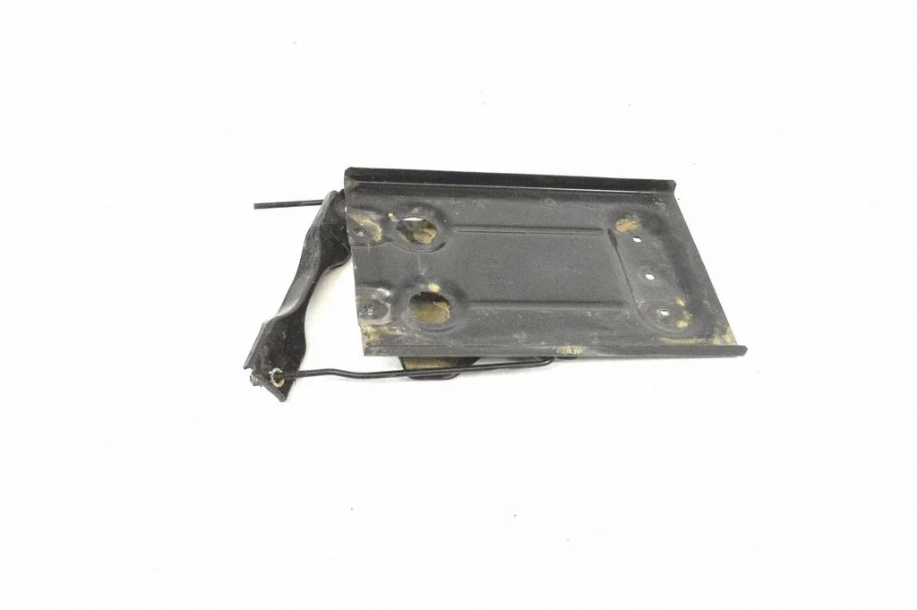 Battery box tray
