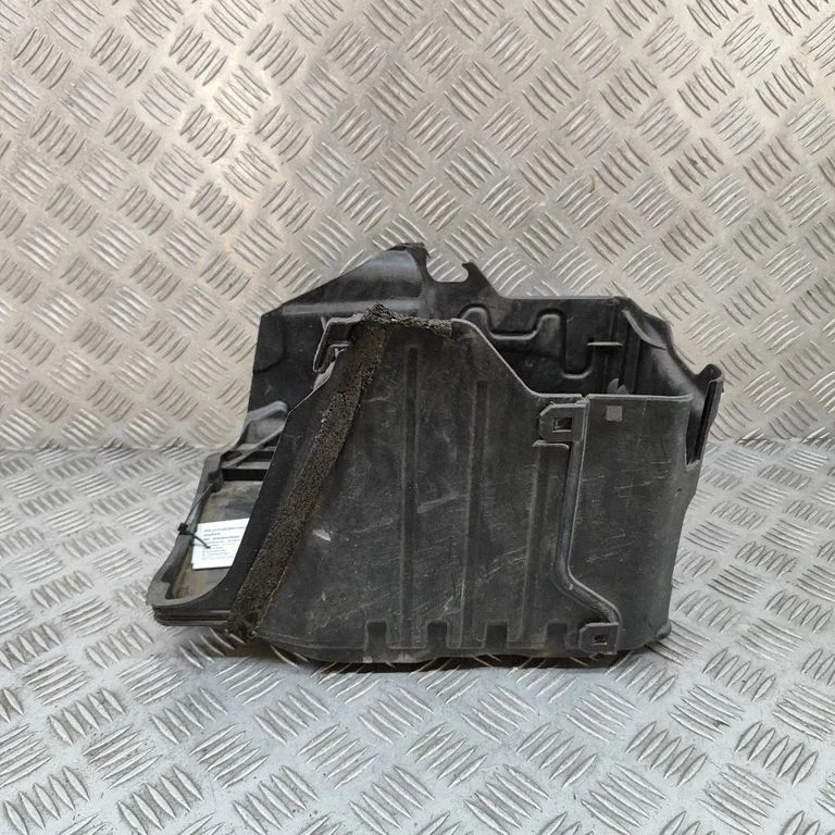 Skrzynka akumulatora 31299569