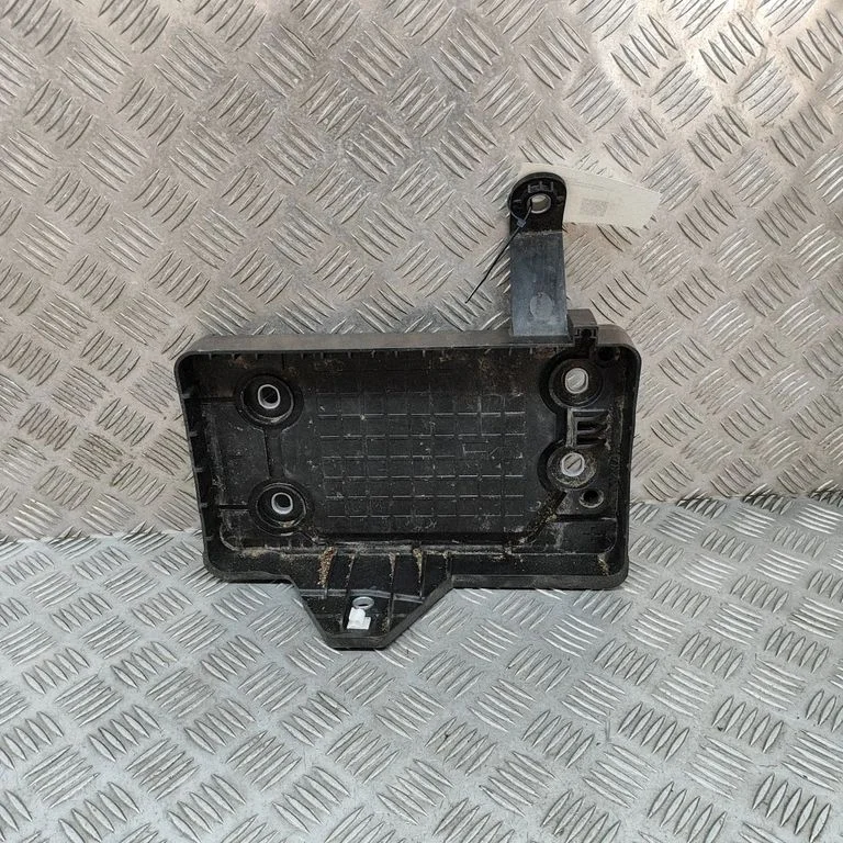 Aku kast – Nissan Qashqai J12 (2021-)