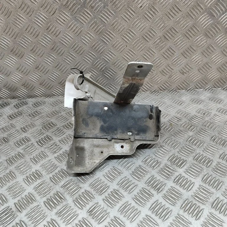 Battery box tray – BMW i3 (2013-)