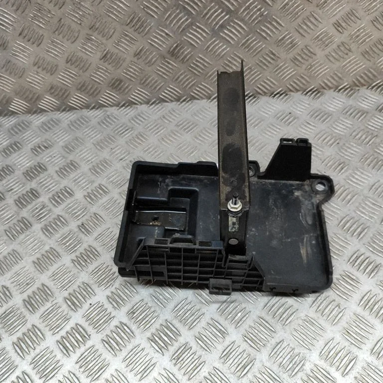 Akumulatora kārba JX6B10718AC