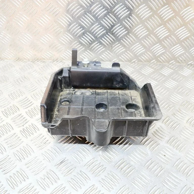 Skrzynka akumulatora – Toyota C-HR I (2016-2023)