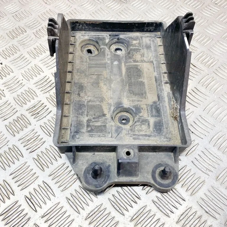 Akumulatora kārba D09T56041