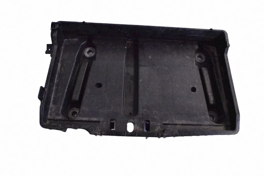 Aku kast – Mercedes-Benz C-klass W205 (2014-2021)