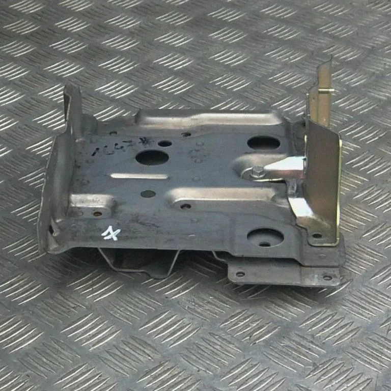 Aku kast – Nissan Qashqai (2014-2016)