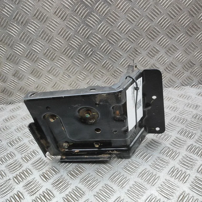 Uchwyt akumulatora SC2EM3703322