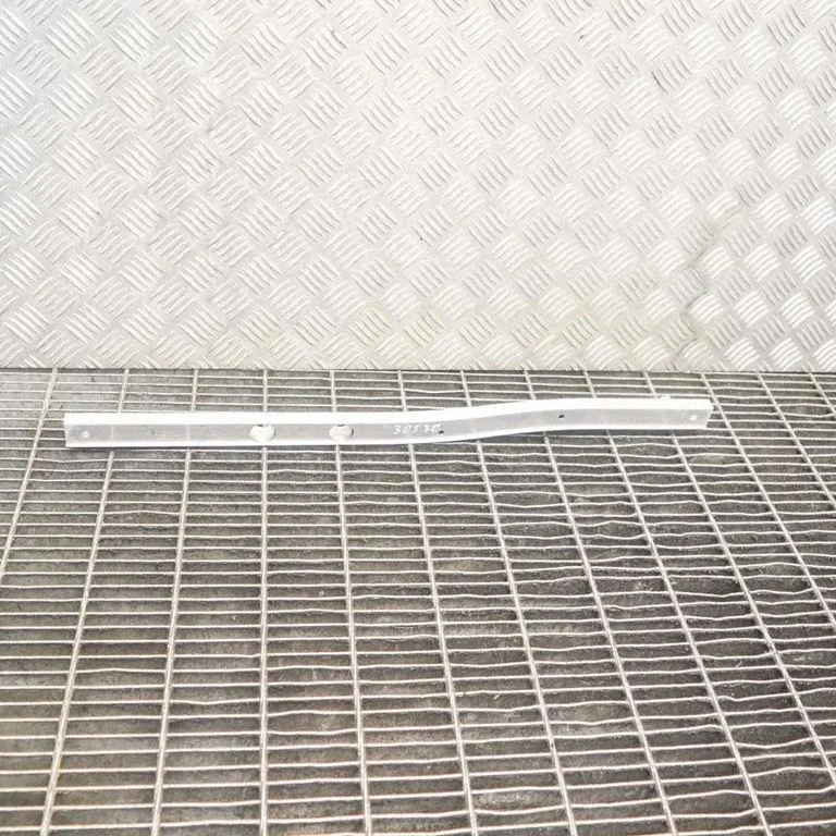 Battery bracket