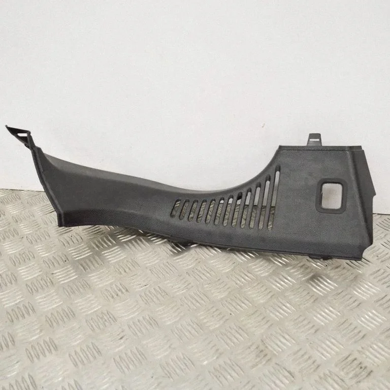 Cita salona detaļa 3W8863667D