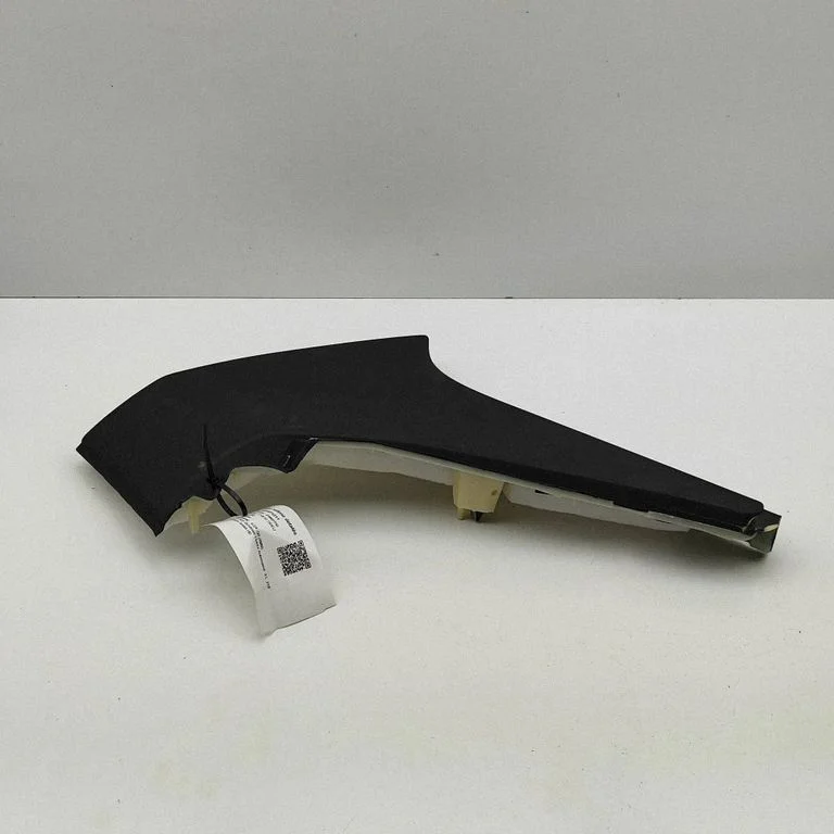 Cita salona detaļa 4M8867245