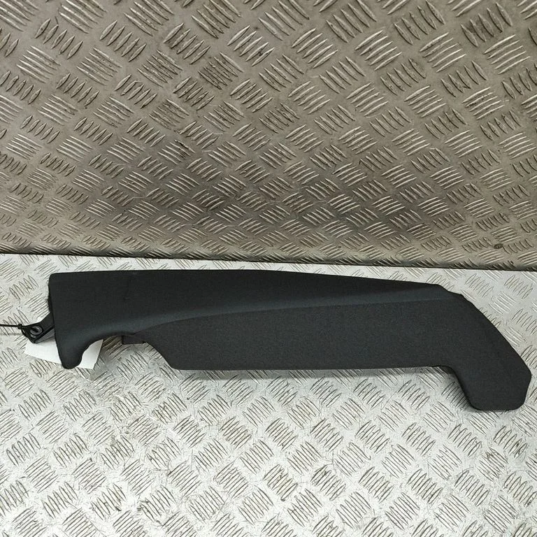 Cita salona detaļa 8W0885704A