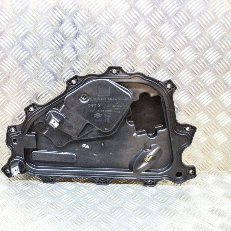 Cita salona detaļa J9D324767AE