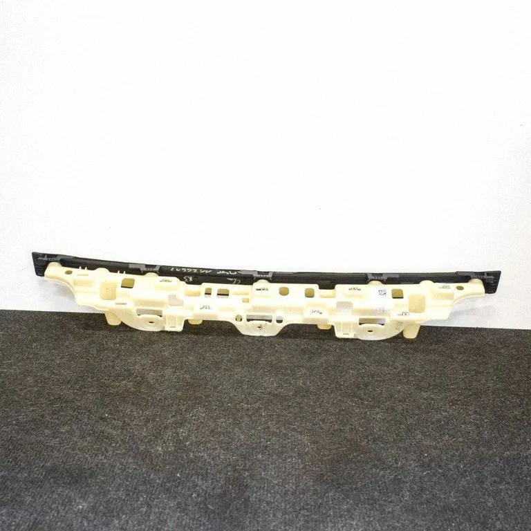 Cita salona detaļa 105504904D