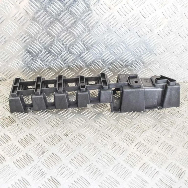 Cita salona detaļa 105531800C