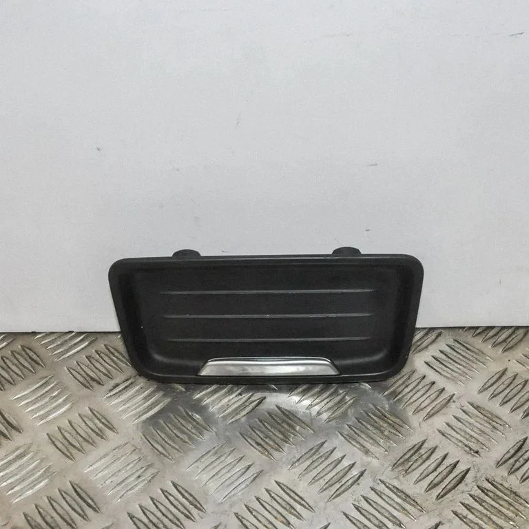 Pozostałe części wnętrza – BMW Seria 3 F30 F35 F31 (2012-2018)